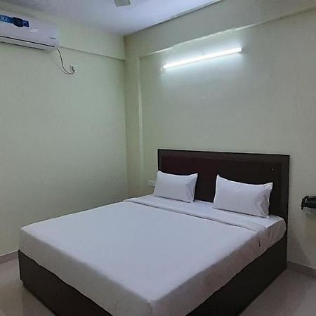 Redkey Inn Airport Bangalore Eksteriør bilde