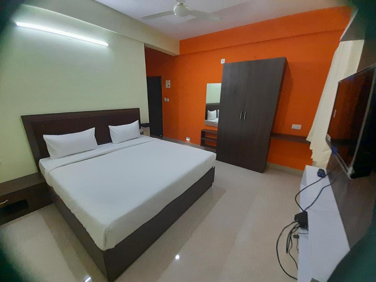Redkey Inn Airport Bangalore Eksteriør bilde