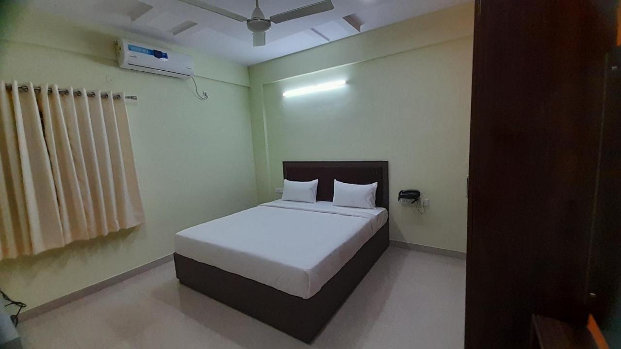 Redkey Inn Airport Bangalore Eksteriør bilde